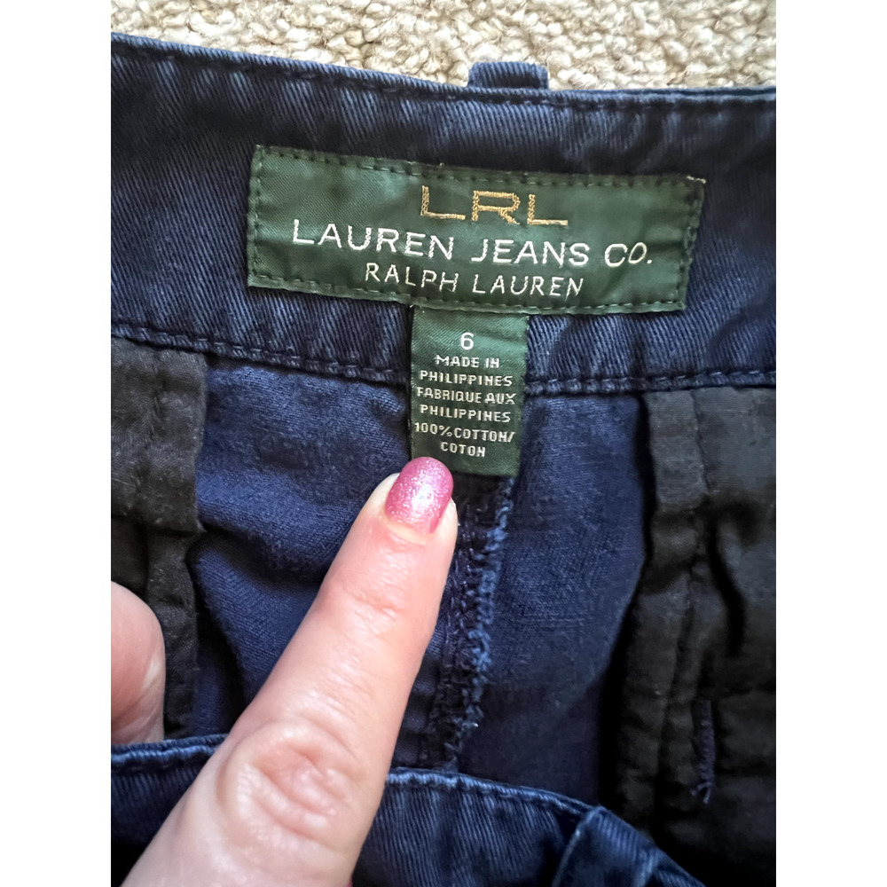 LRL Ralph Lauren Women's Navy Blue 8.5" Flat Front Shorts Size‎ 6 - Picture 7 of 7
